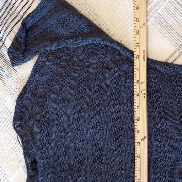 Tahari Womens Sweater Sz M 100% Linen Blue Knit Light Pullover Comfy Layer Cold - Picture 7 of 8
